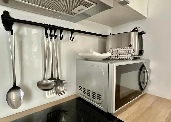 Apartmán Rsrc New Ac & Bright 1br *