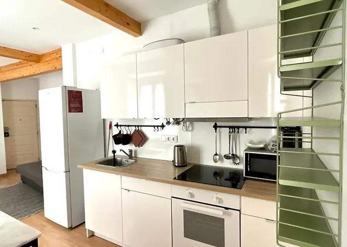 Rsrc New Ac & Bright 1br * Lisbona