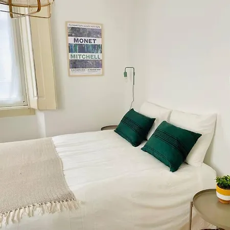 Appartamento Rsrc New Ac & Bright 1br Lisbona