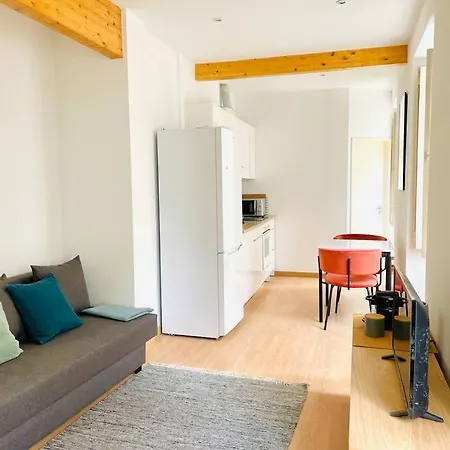 Rsrc New Ac & Bright 1br Lisbona