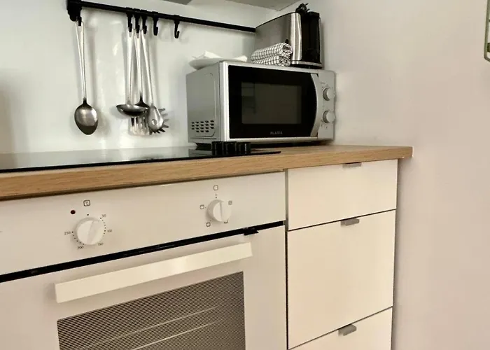 Rsrc New Ac & Bright 1br Apartman Lisboa
